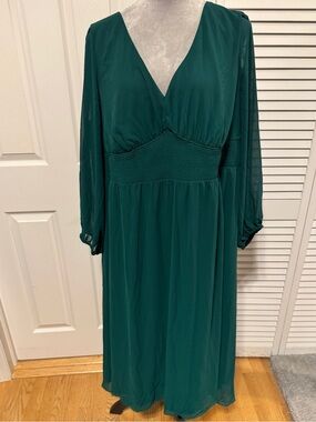 Ever pretty Green Maxi Dress size 22 / 3X